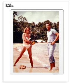 Image Republic Affiche Sean Connery Ursula 56 x 76 cm* Affiches & Tableaux