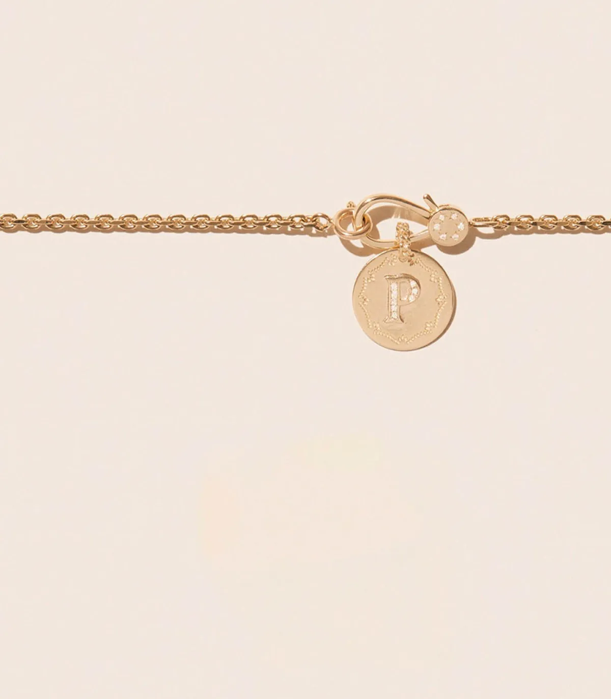 Pascale Monvoisin Amulette Alphabet*Femme Pendentifs