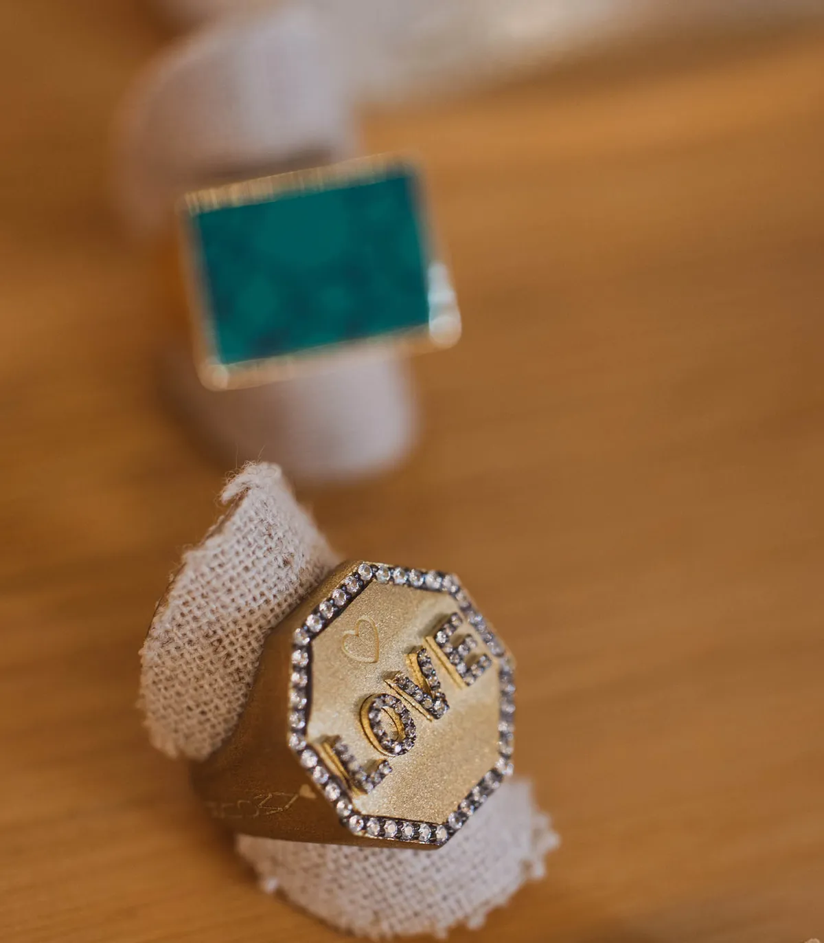 Feidt Paris Bague chevalière Love Or jaune Saphirs blancs*Femme Bagues