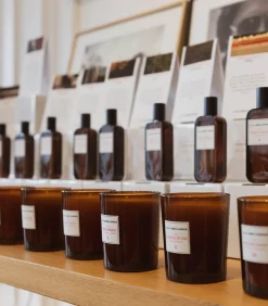 Lola James Harper Bougie #8 The Red Garden 190g* Bougies Parfumées