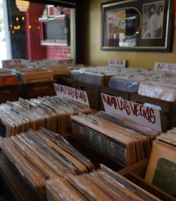 Lola James Harper Bougie #4 The Vinyl Store 190g* Bougies Parfumées