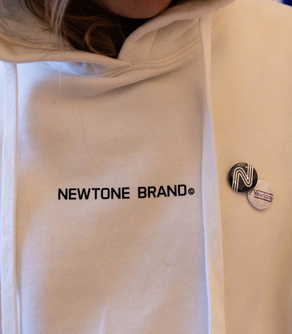 Newtone Hoodie Jagger Line Dirty White*Femme Mailles & Sweats