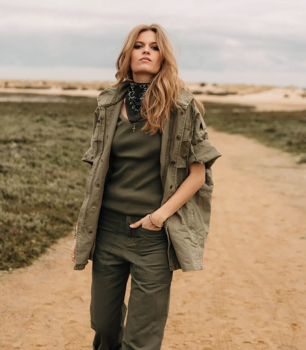 BORO Veste Militaire à Manches Courtes avec Capuche Kiyosu Wild Horses*Femme Manteaux & Vestes